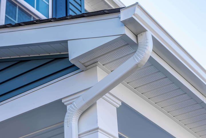 Low-maintenance vinyl gutters for rainwater management in Spring